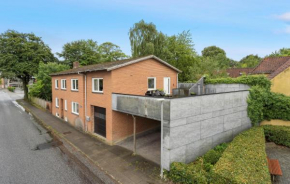 Awesome Apartment In Kjellerup With Wifi
